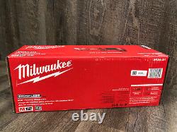 Cisaillement de taille sans fil Milwaukee M12 12V scellé avec batterie, chargeur 2534-21