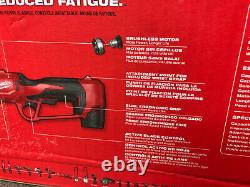 Cisaillement de taille sans fil Milwaukee M12 12V scellé avec batterie, chargeur 2534-21