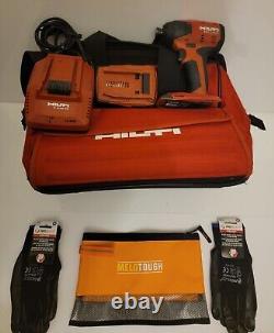 Grand lot d'outils ? Chargeur Hilti, batterie et grand sac à outils Hilti utilisé