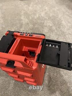 Milwaukee 2357-20 M18 Packout Lumière/Chargeur