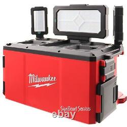 Milwaukee 2357-20 M18 REDLITHIUM PACKOUT Chargeur de batterie intégré à la lumière