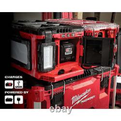 Milwaukee 2357-20TO M18 18V PACKOUT Lumière/Chargeur avec Alimentation M18 Top Off