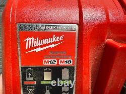 Milwaukee 2767-20 M18 1/2 Clé à chocs haute couple avec batterie 5ah + chargeur