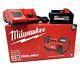 Milwaukee 2848-20 M18 18v Gonfleur De Pneu Compact + Batterie 6.0 H. O. & Kit De Chargeur