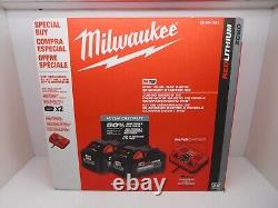 Milwaukee 48-59-1882 M18 Chargeur Rapide à Double Baie et 2 Packs de Batteries M18 XC8.0 8Ah