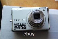Nikon COOLPIX S640 Appareil photo numérique 12.2MP & Batterie TESTÉ FONCTIONNE Pas de chargeur
