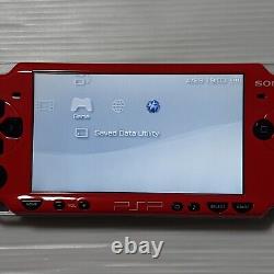 SONY PSP 2000 Console Limited Edition Guillen's Ambition avec chargeur de batterie et carte mémoire