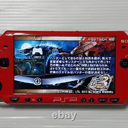 SONY PSP 2000 Console Limited Edition Guillen's Ambition avec chargeur de batterie et carte mémoire