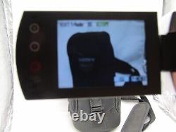 Sony Handycam DCR-SR40 30 Go HDD avec 2 batteries & chargeur Super Night Shot Plus